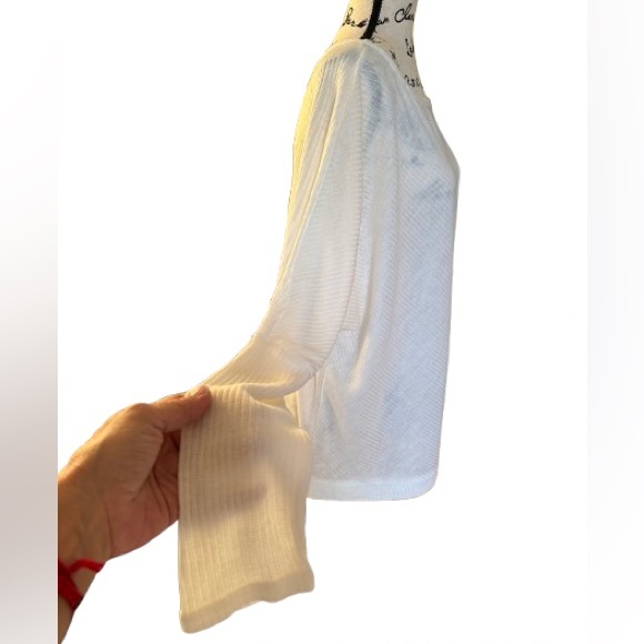 Lightweight jersey top. - Picture 5 of 16